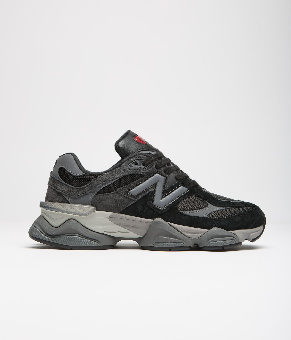 New Balance 9060- Black / Grey