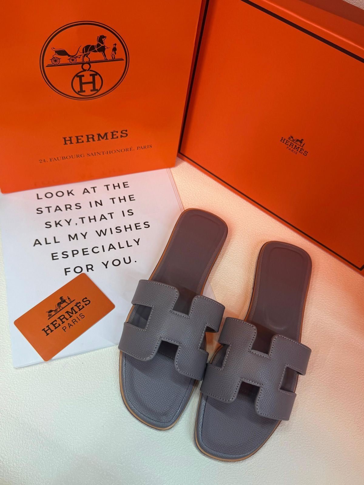 Hermes Oran - Gray