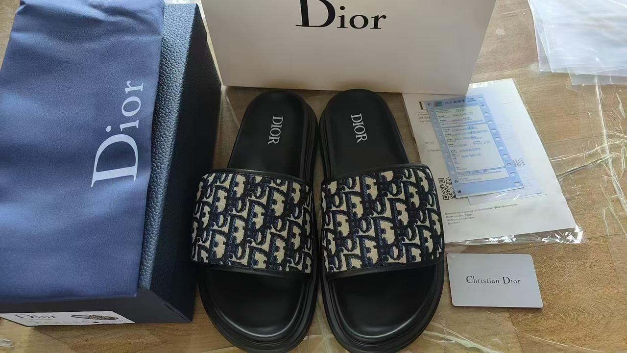 Dior Aqua Slides