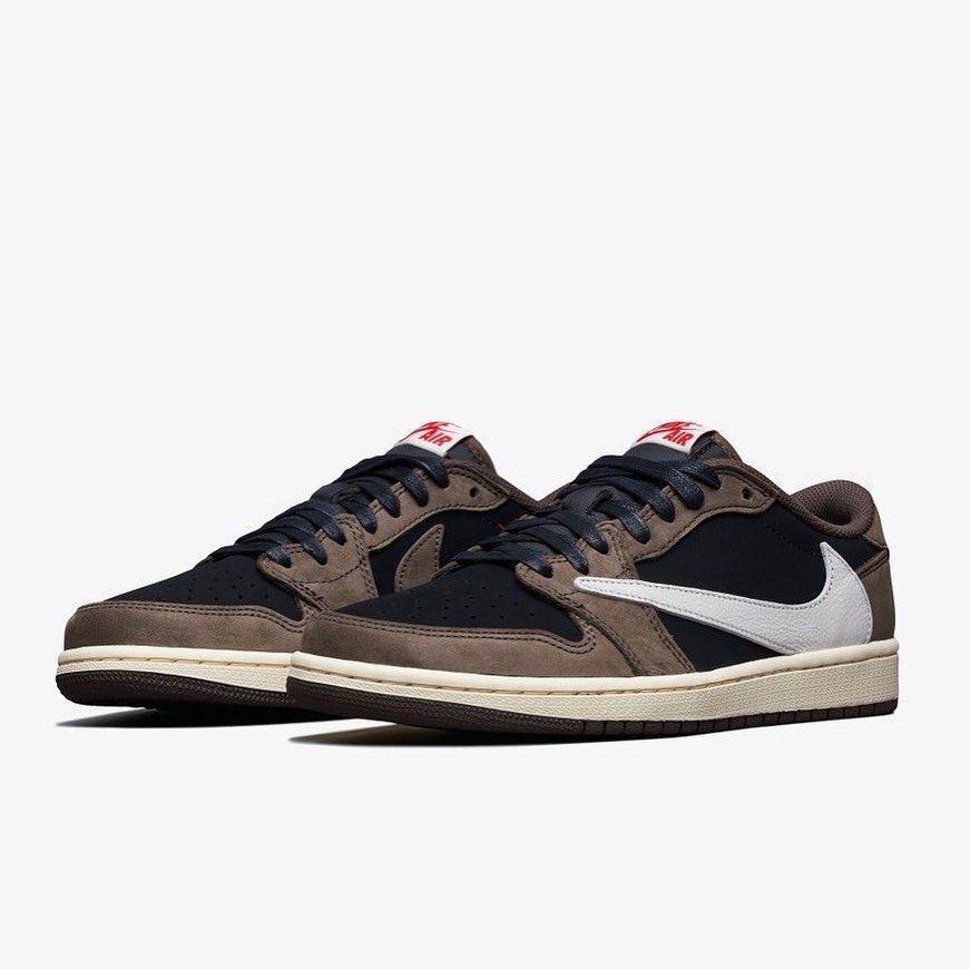 Travis Scott x Air Jordan 1 Low - Mocha