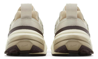 Nike V2K Run - Light Orewood Brown