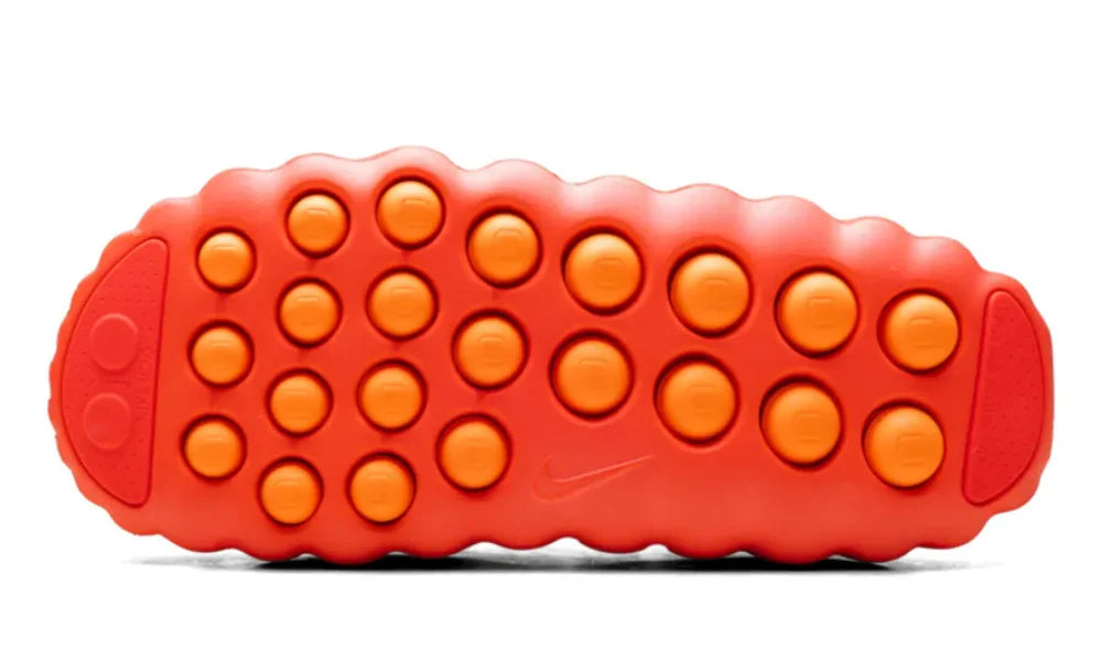 Nike Mind 001 - Solar Red