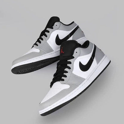 Air Jordan 1 Low - Grey / Black