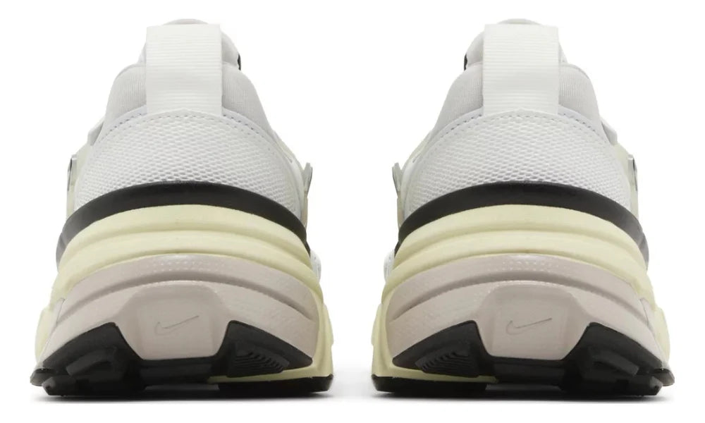 Nike V2k Run - Metallic Silver