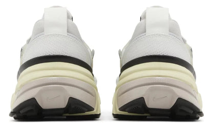 Nike V2k Run - Metallic Silver