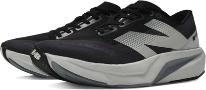 New Balance FuelCell SuperComp Elite v4 - black / white