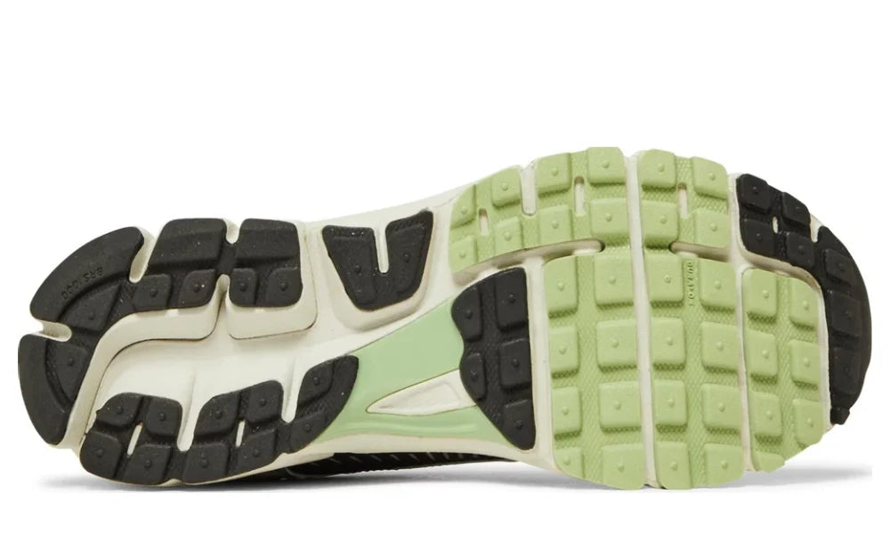 Nike Air Zoom Vomero 5 - Cobblestone