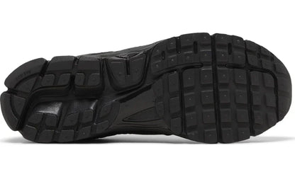Nike Air Zoom Vomero 5 - Triple Black