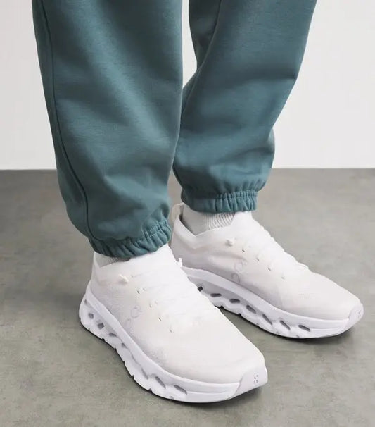 Cloudtilt Mo Trainers - Full White