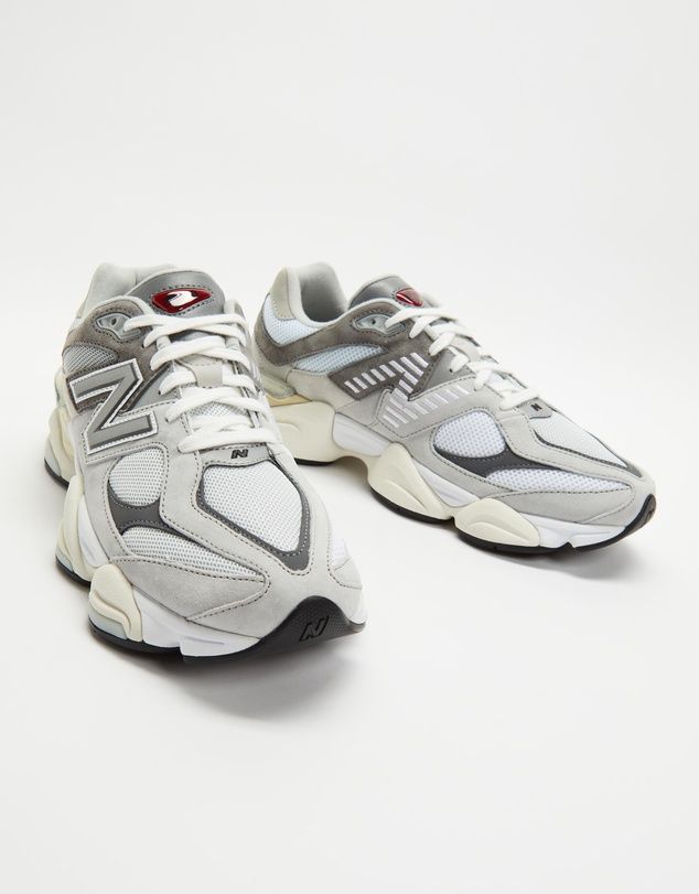 New Balance 9060- Beige White