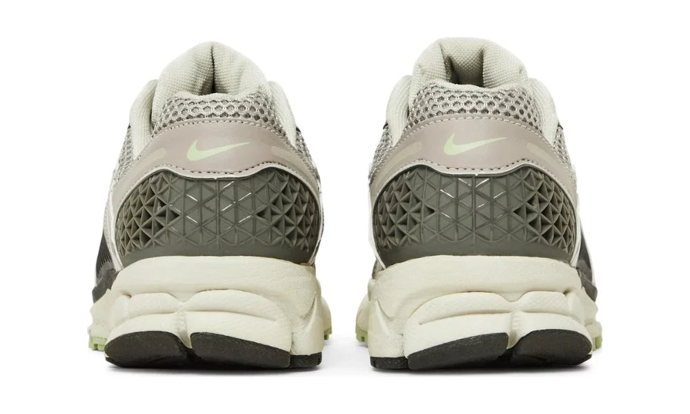 Nike Air Zoom Vomero 5 - Cobblestone