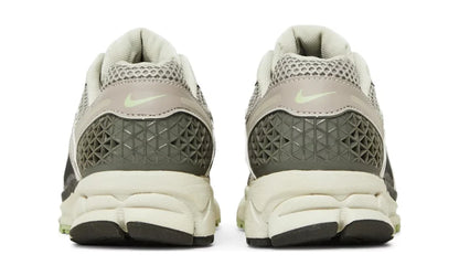 Nike Air Zoom Vomero 5 - Cobblestone