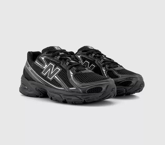 New Balance 740 - Full Black