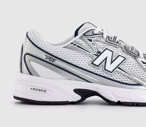 New Balance 740 - White / Navy