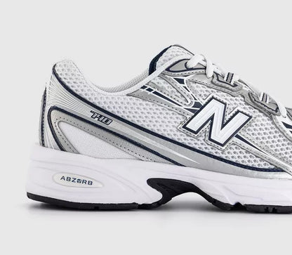 New Balance 740 - White / Navy