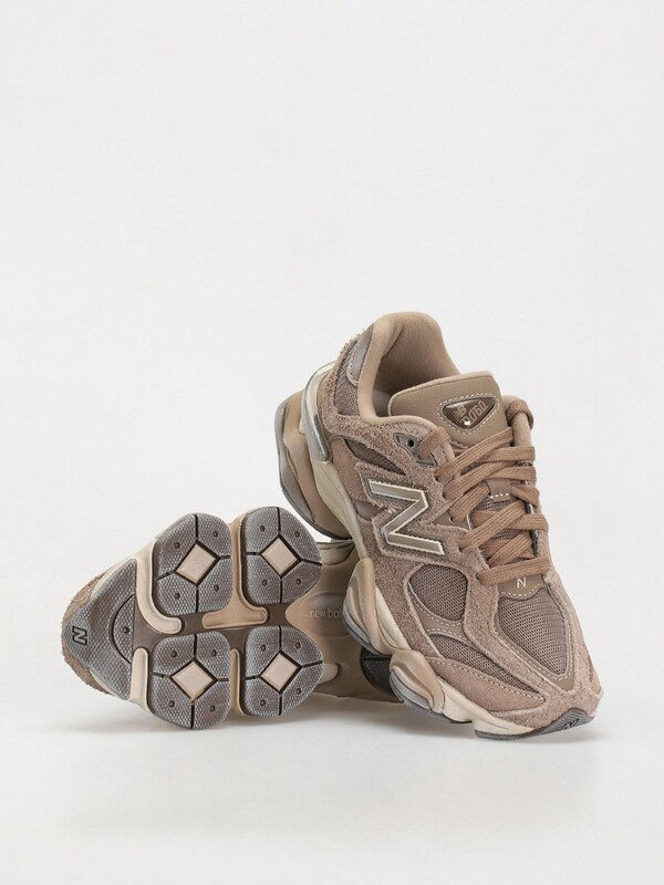New Balance 9060- Mushroom