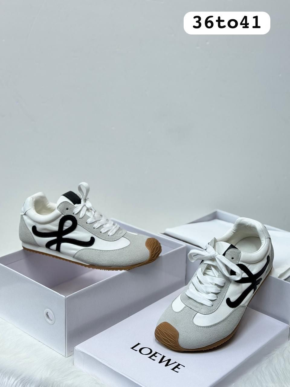 Loewe Ballet Runner 2.0 - white black