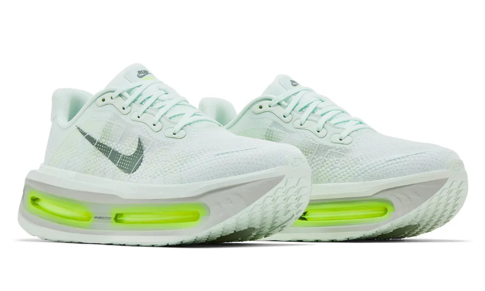 Nike Vomero Premium - Barely Volt