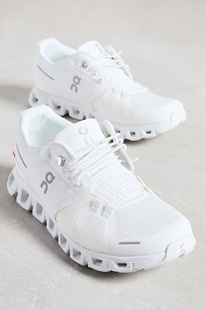 On Cloud 5 - Triple White