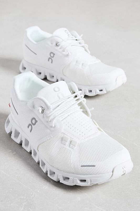 On Cloud 5 - Triple White