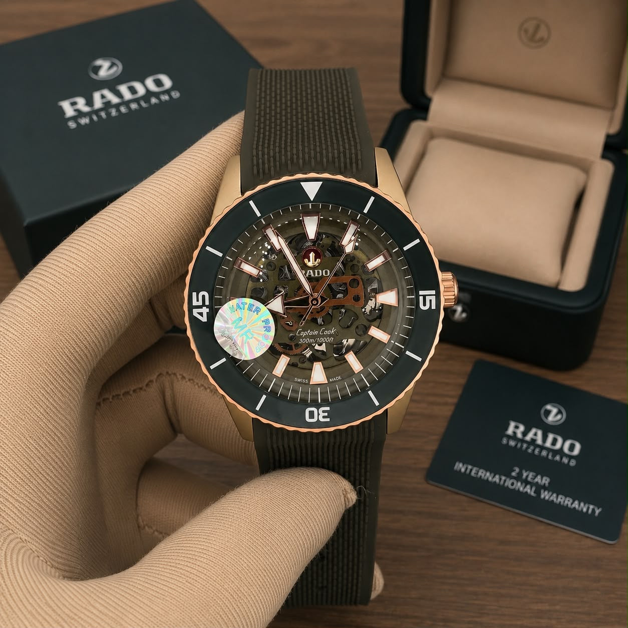 Rado Captain Cook - Army Green