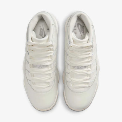 Air Jordan 11 Retro - Full White