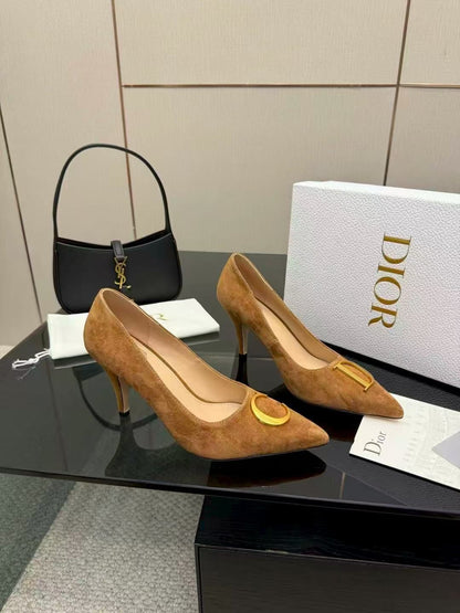 CD Pointed - Brown