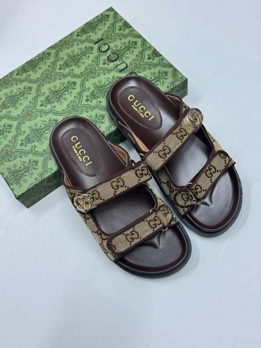 Gucci Moritz GG Supreme - brown beige color