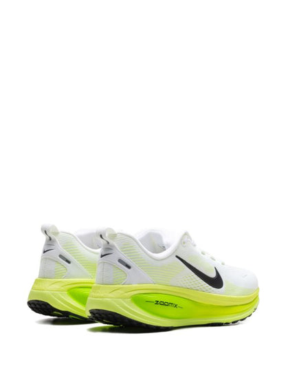 Nike Vomero 18 - white and electric green