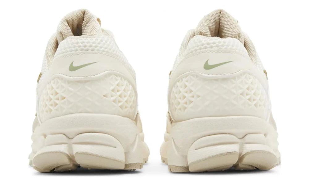 Nike Air Zoom Vomero 5 - Sail Light Orewood Brown