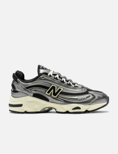 New Balance 1000 - Metallic Black
