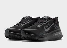 Nike Vomero 18 - Black