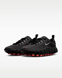 Nike Mind 002 - Black/Hyper Crimson"