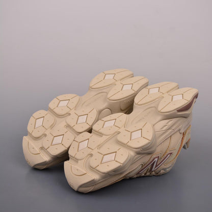 New Balance 9060- Cream / Tan