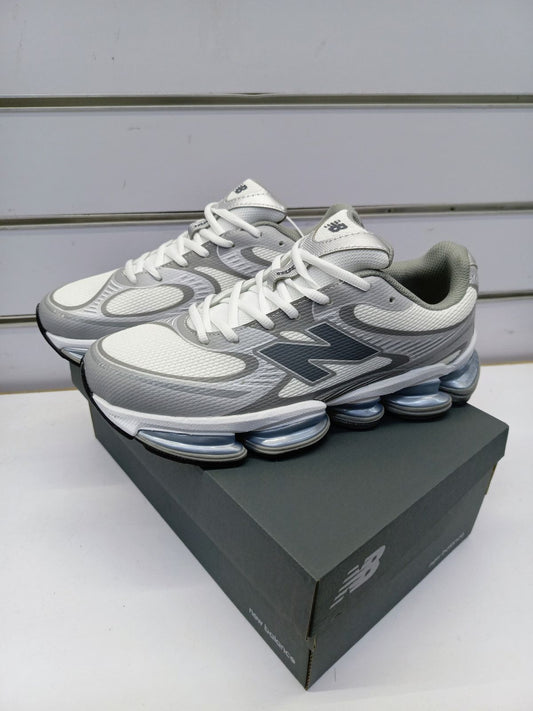 New Balance 2000 - Light Grey