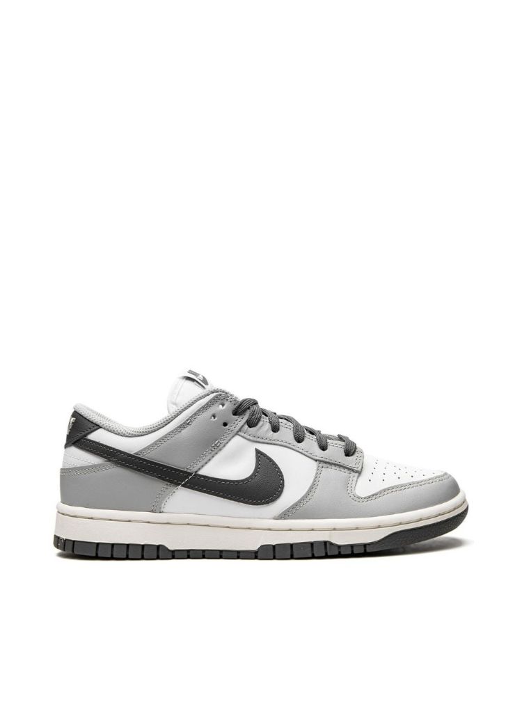 Nike Dunk Low - Grey / Black / White