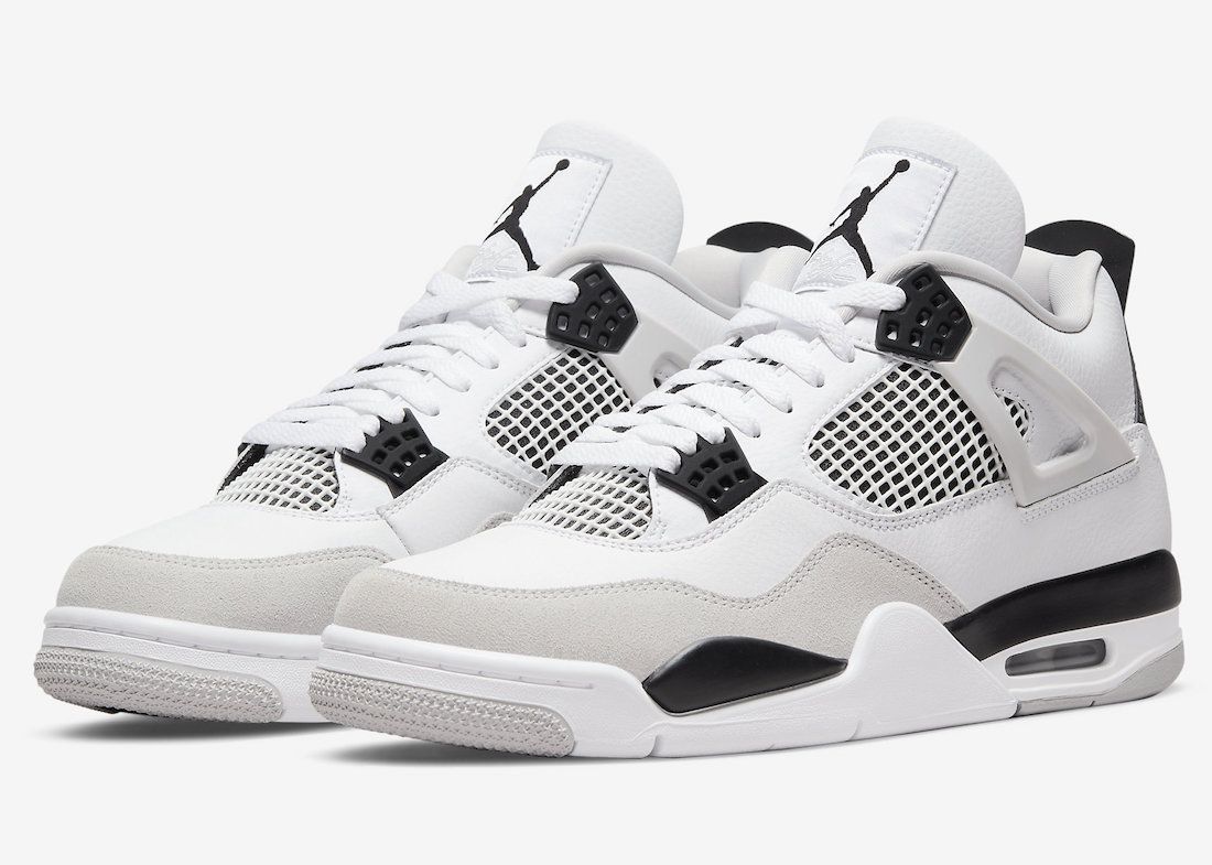 Air Jordan 4 Retro - White / Black