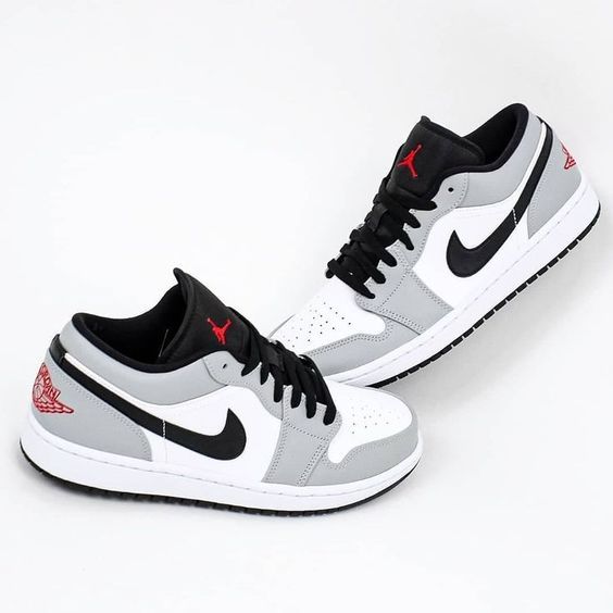 Air Jordan 1 Low - Grey / Black